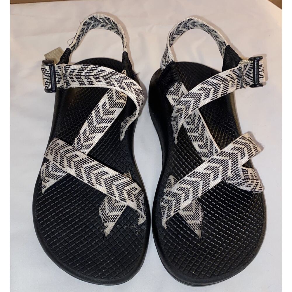 Women’s Chaco Sandals Size US 6 ~ Good Used Condition ~ Black/Off White